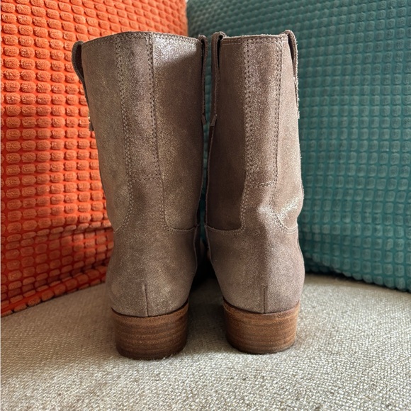 Jimmy Choo Shimmer Leather Ankle Boots Size 38 1/2 - Picture 4 of 9